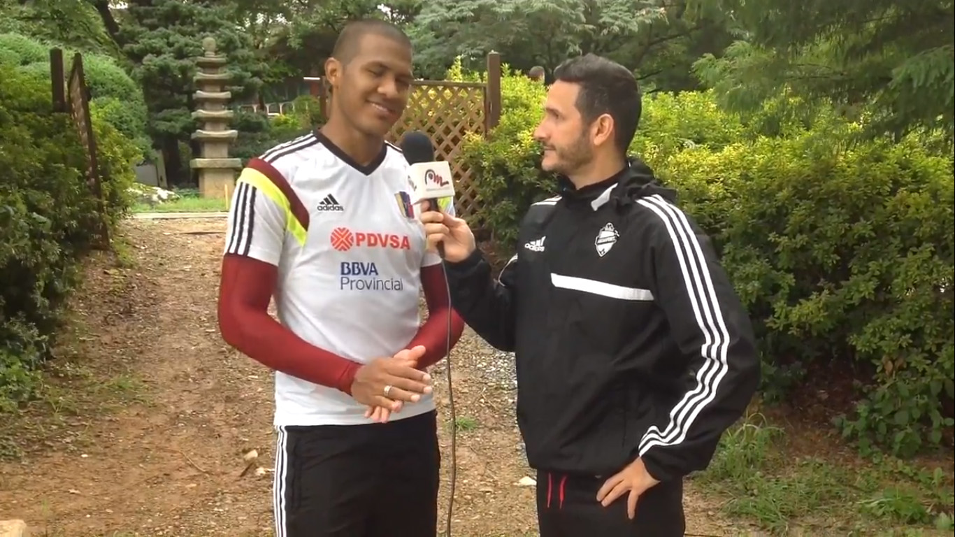 Entrevista a Salomón Rondón en Seúl